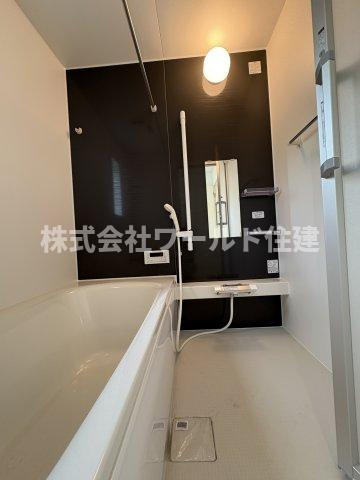 狭山市柏原第13の浴室