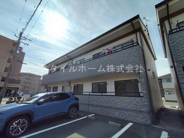 シティ・ナカヤマB棟の外観