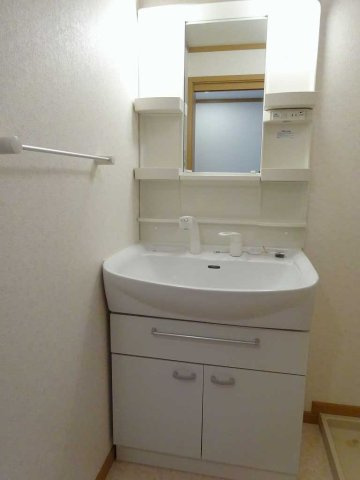 プリムヴェールＢの洗面所|使いやすい洗面所です
