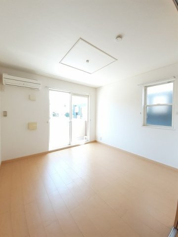 サンシャインＴ・Ｉの居間・リビング|ゆったり過ごせるリビングです