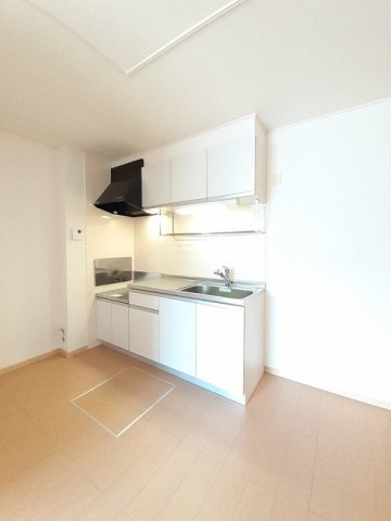 サンシャインＴ・Ｉのキッチン|お料理しやすいキッチンです