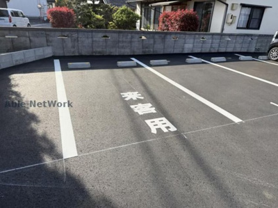 【駐車場】 | フォレストハウス | 来客用駐車場あり