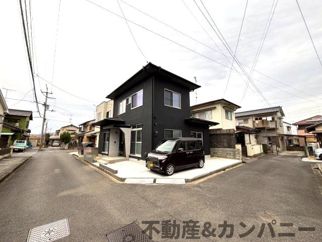 鴨川3丁目中古戸建の前面道路含む現地写真|前面道路含む現地写真です