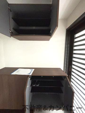 鴨川3丁目中古戸建の玄関|ゆったりとした玄関です