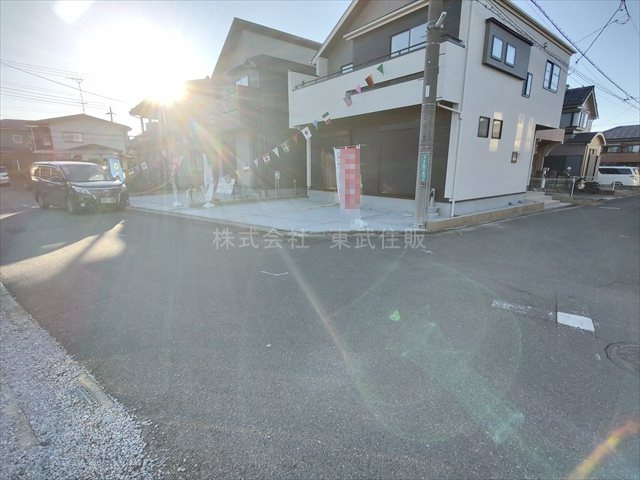 【前面道路含む現地写真】の画像