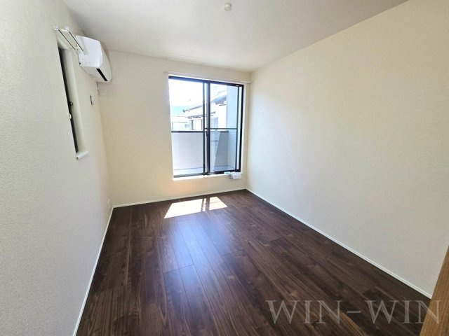 多米中町戸建貸家 2の寝室