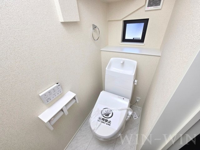 多米中町戸建貸家 2のトイレ