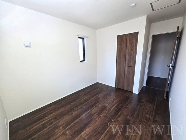 多米中町戸建貸家 2の寝室