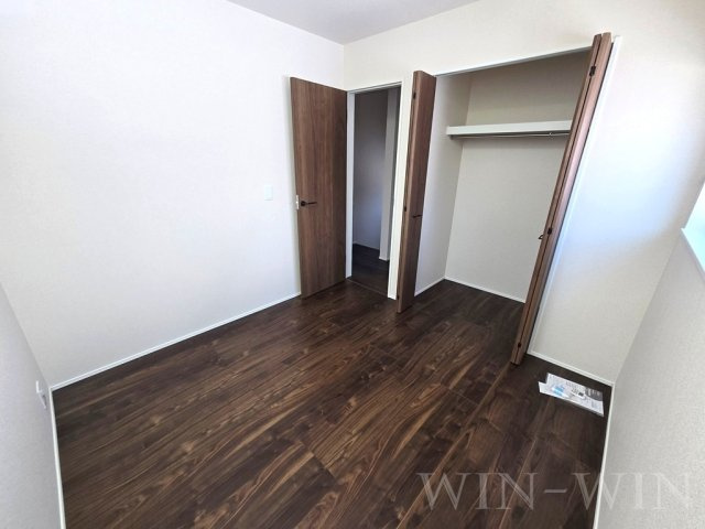 多米中町戸建貸家 2の寝室