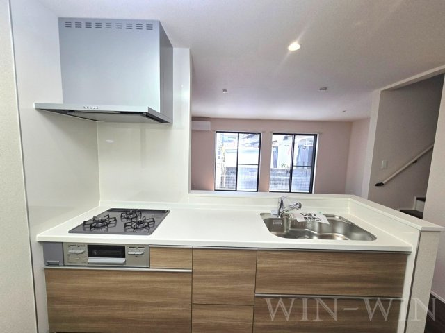 多米中町戸建貸家 2のキッチン