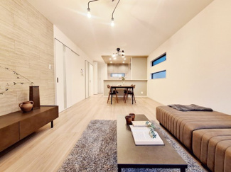 【居間・リビング】 | 西宮市　甲子園口５丁目　新築戸建