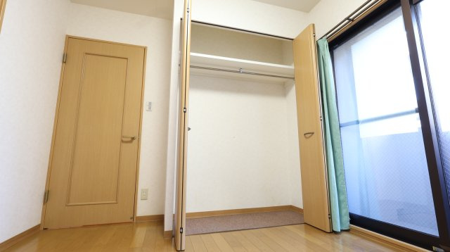 グランフォレスト楽山公園の収納|洋室5.8帖　収納