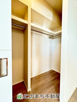 【収納】 | ノブレス駅東公園 | 大型のウォークインクローゼットで収納もたっぷり確保しています。大型荷物も収納できて便利ですね！
