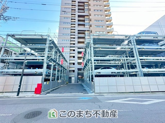 ノブレス駅東公園の駐車場|全戸分駐車場完備☆