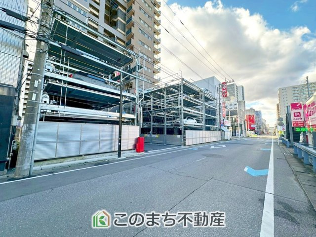 ノブレス駅東公園の駐車場