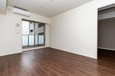 【居間・リビング】 | パークアクシス池田山 | ※写真は同タイプ住戸です。