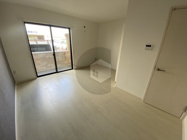 KTIレジデンス弥刀の洋室