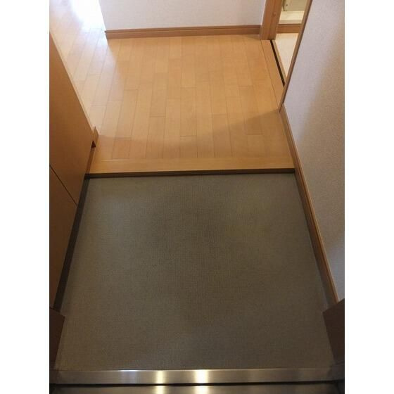 プレデパルク３の玄関