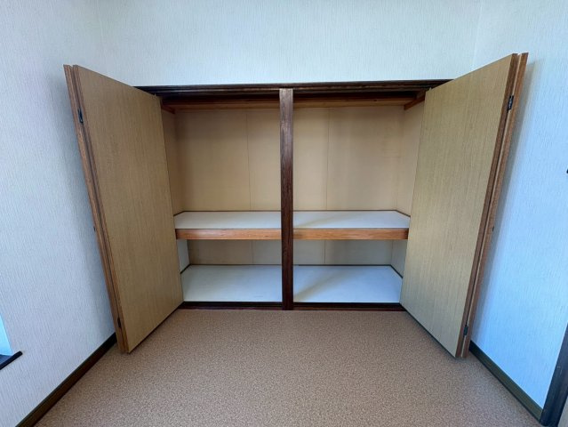 昭栄ハイツの収納