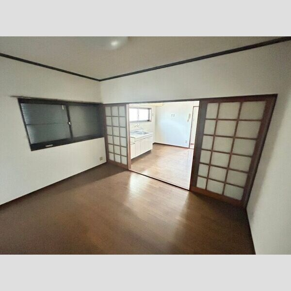 YOKハイム1の居間・リビング