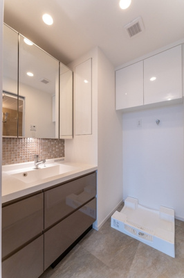 【洗面所】 | ラテスト白金台 | ※写真は同タイプ住戸です。