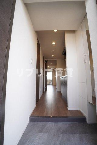 D-ROOM千葉中央の玄関