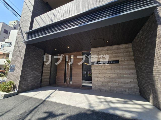 D-ROOM千葉中央のエントランス