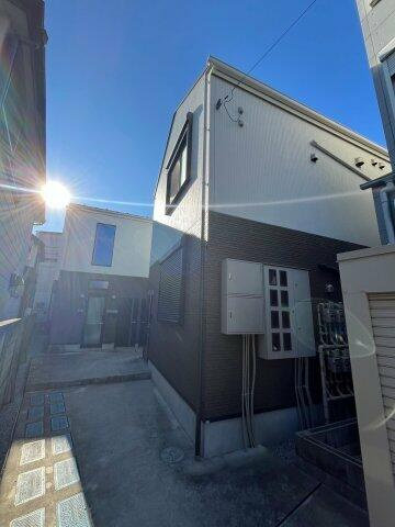 稲城市押立のアパート