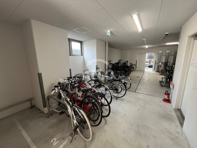 フォーリアライズ難波シエロのその他共用部分|フォーリアライズ難波シエロ　駐輪場