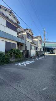 【前面道路含む現地写真】