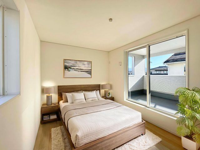 耐震等級３！ご成約プレゼント対象物件！の洋室|日当たり風通しともに良好！明るく朝を迎えられるつくりになっています♪　※ CGで家具を配置しています　２号棟