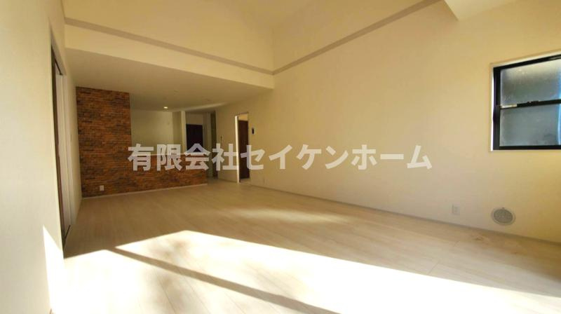 大里郡寄居町露梨子　新築住宅（平屋建て）8号棟の居間・リビング