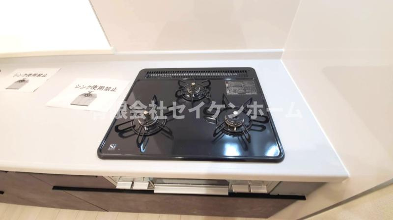 大里郡寄居町露梨子　新築住宅（平屋建て）8号棟のキッチン