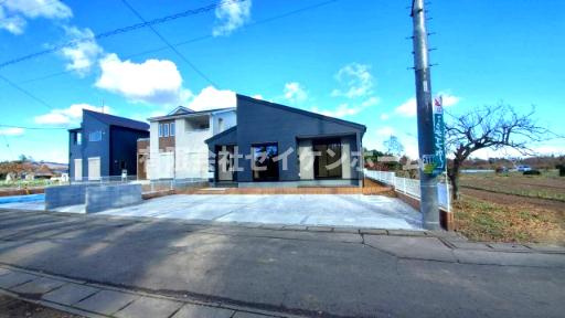 大里郡寄居町露梨子　新築住宅（平屋建て）8号棟の前面道路含む現地写真