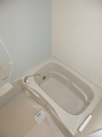 Ｕｒａｒａ　Ｗｅｓｔ　Ｂの浴室|落ち着いた空間のお風呂です