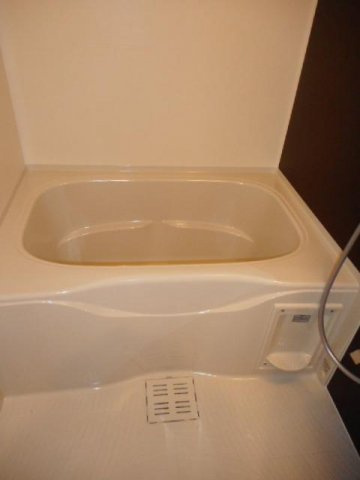 ＬＡＣＲＡＳの浴室|落ち着いた空間のお風呂です