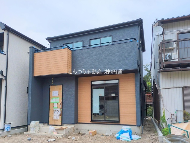 グラファーレ東郷町の外観