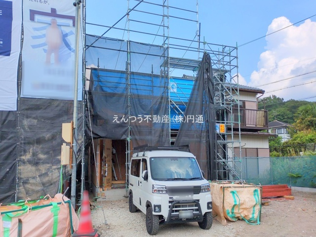 グラファーレ東郷町の前面道路含む現地写真