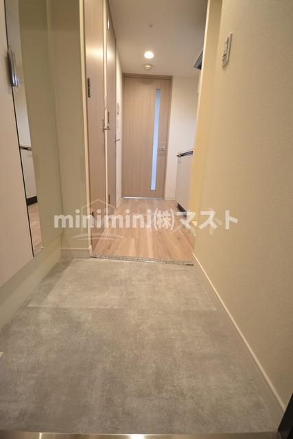 エステムコート四天王寺夕陽丘Ⅱの玄関