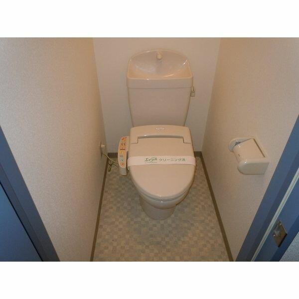 川崎市多摩区宿河原６丁目のアパートのトイレ