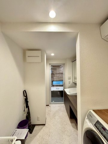 杉並区和田１丁目戸建の洗面所