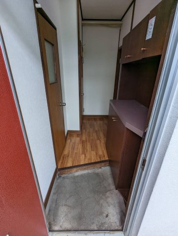 in-IBの玄関