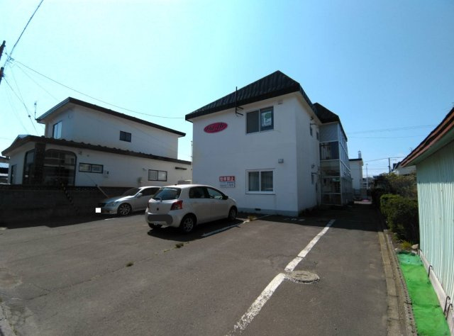 in-IBの駐車場