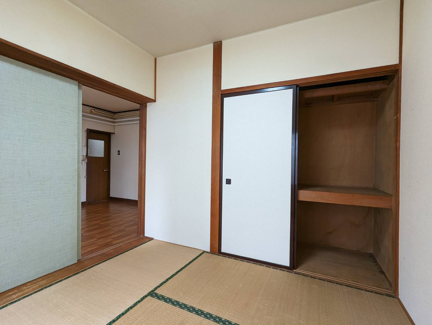 in-IBの内装
