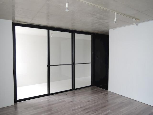 川崎市多摩区菅稲田堤２丁目の賃貸マンションの居間・リビング