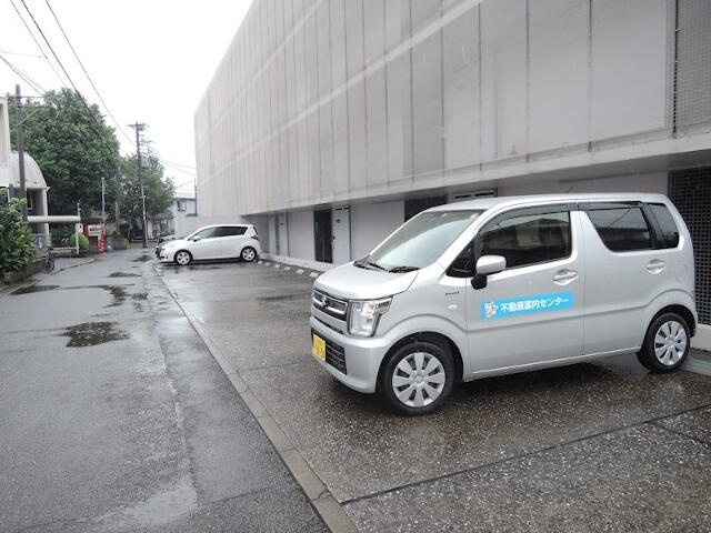 川崎市多摩区菅稲田堤２丁目の賃貸マンションの駐車場|敷地内駐車場