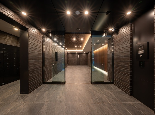 テラス駒込サウスのエントランス|毎日通るエントランスはこのようになっています