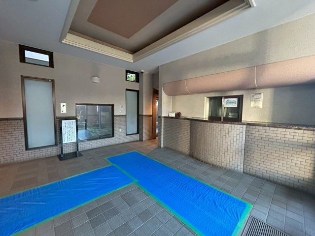 シャルマンコーポ東所沢のエントランス|2/3　撮影