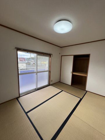 プレステージ小原の和室