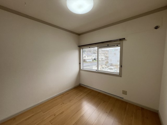 プレステージ小原の洋室|4.5畳